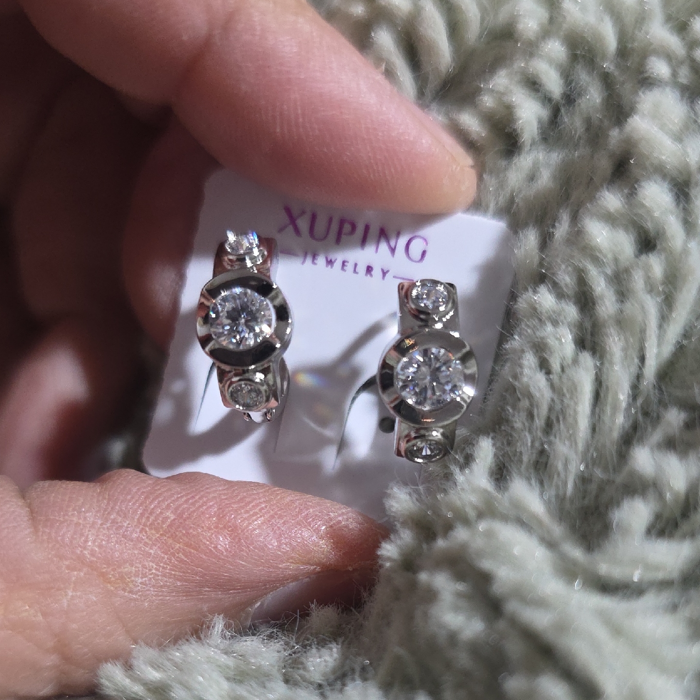 14k Ping Silver Plated Crystal Earrings